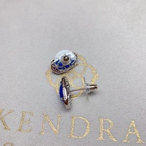 Kendra Scott Jewelry - New Kendra Scott Ellie Silver Cobalt Cats Eye Kendra Scott Jewelry - New Kendra Scott Ellie Silver Cobalt Cats Eye